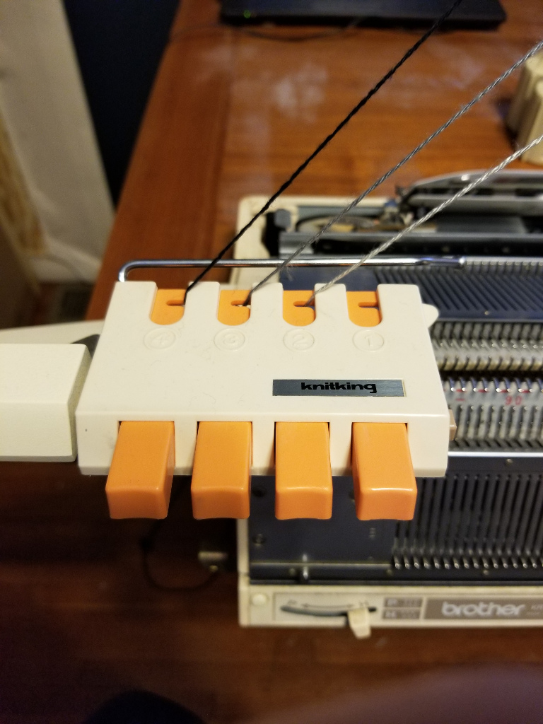 Threaded 4 Color Changer